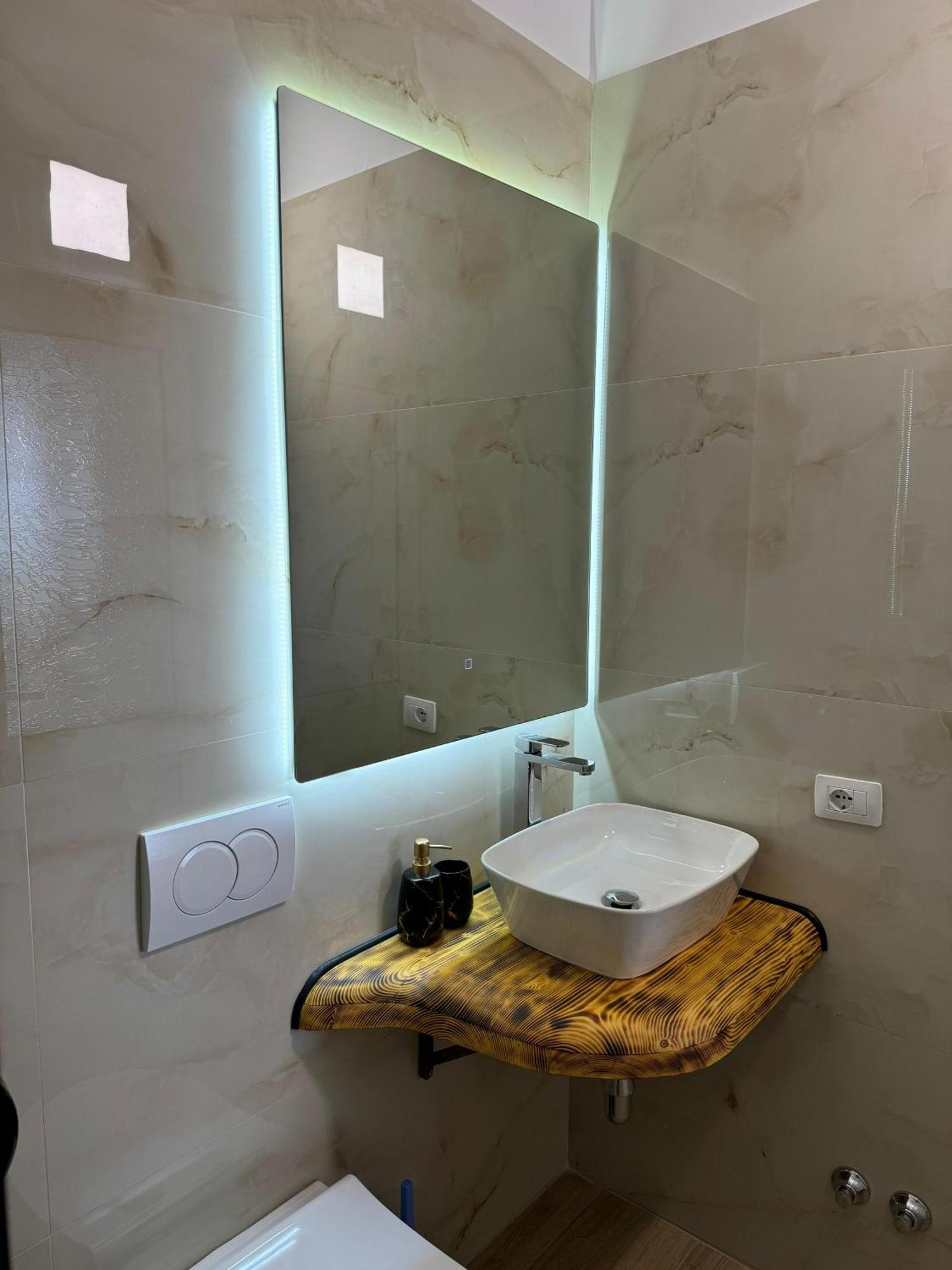 Villa Verde Vlore *
